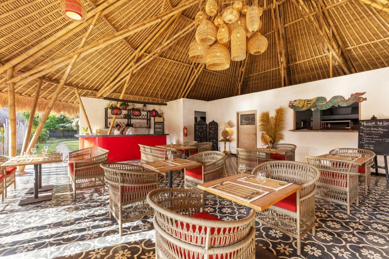 Amahelia Luxury Resort & Restaurant - Гили Ашахан Екстериор снимка